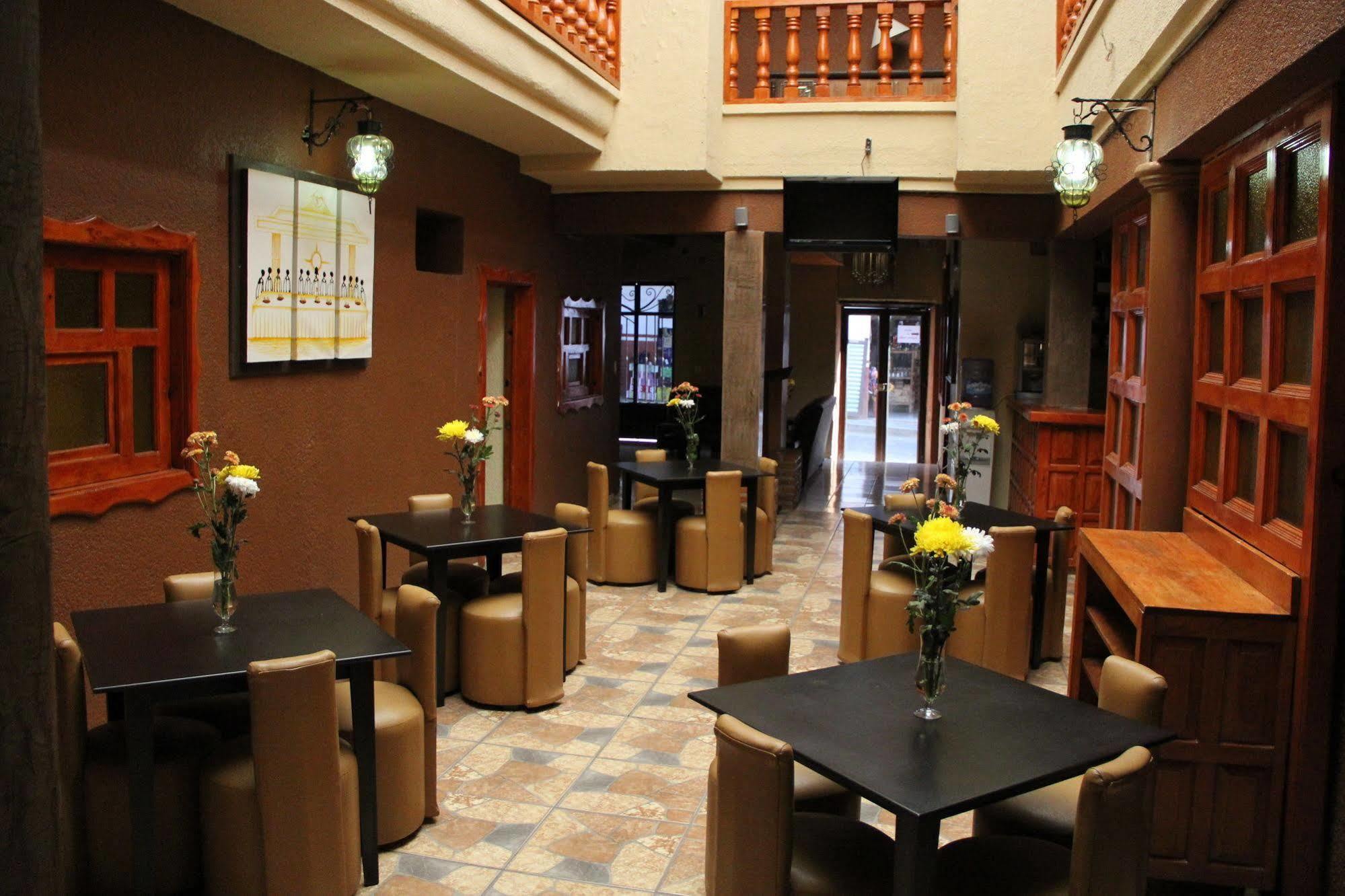 Hotel Plaza マサミトラ エクステリア 写真